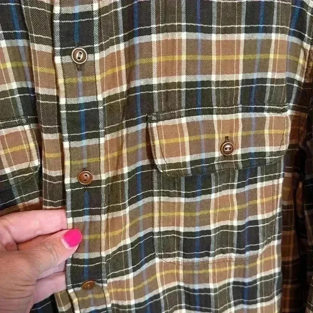 Levi’s slim fit button down plaid shirt/ flannel long sleeve 100% cotton size Lg - Picture 2 of 8